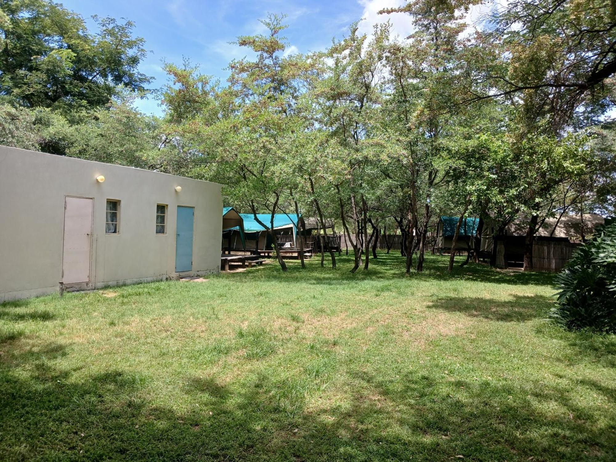 Camp Hogo Kavango Рунду Экстерьер фото