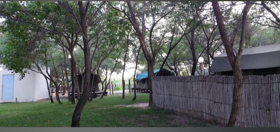Camp Hogo Kavango Рунду Экстерьер фото